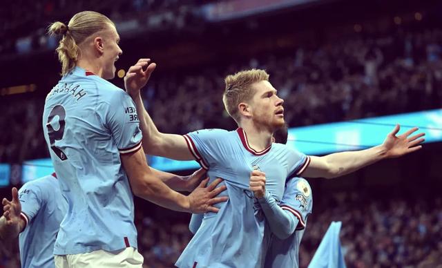 英超火爆继续,顶级球员展开激烈竞争 英超火爆继续,顶级球员展开激烈竞争