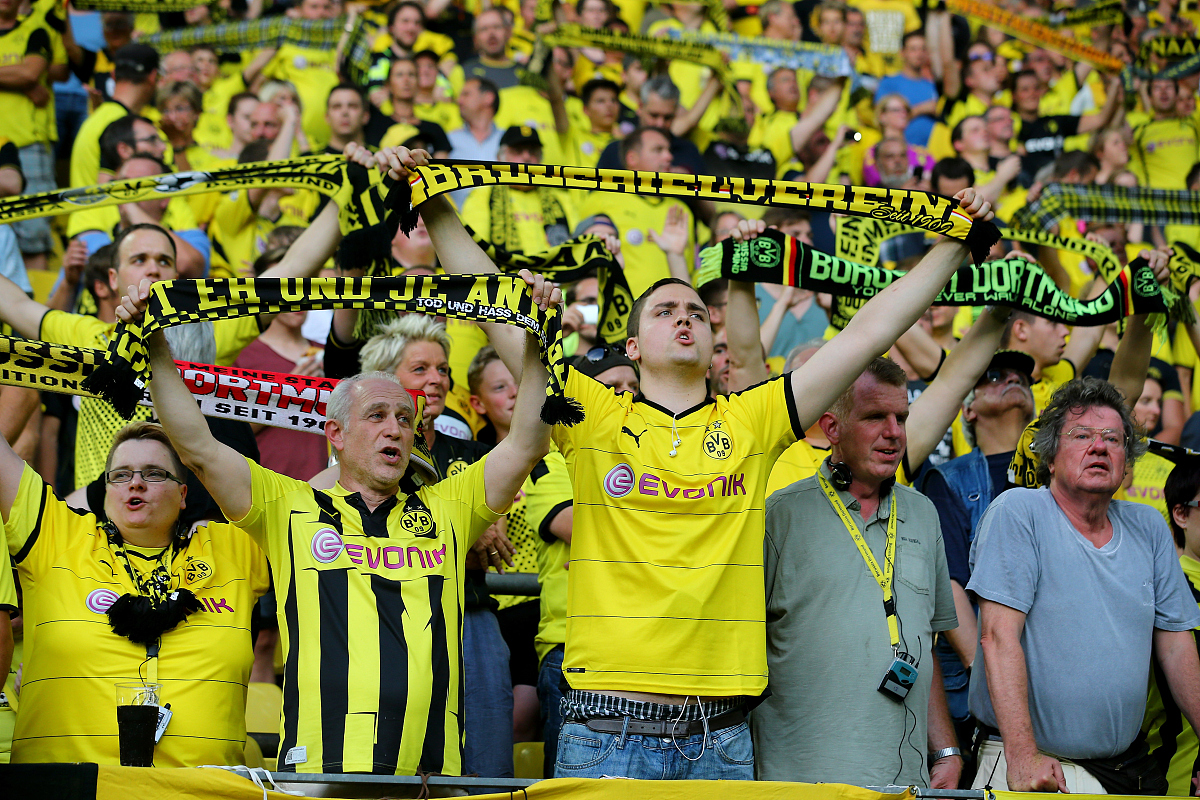 多特蒙德主场光荣蝉联，胜出斯图加特