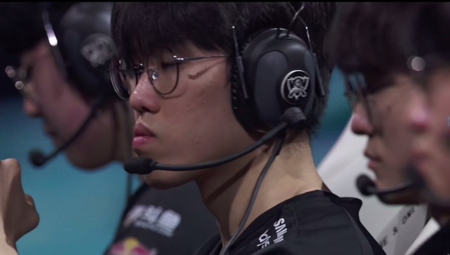 DRX横扫GEN,Keria单局斩获MVP成都决赛之夜2:0(首尔) DRX横扫GEN,Keria单局斩获MVP成都决赛之夜2:0(首尔)