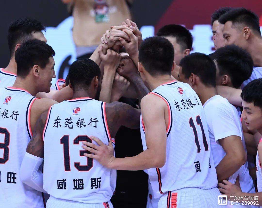 吉林队遭逆袭惨败,暂时失去领先积分 吉林队遭逆袭惨败,暂时失去领先积分