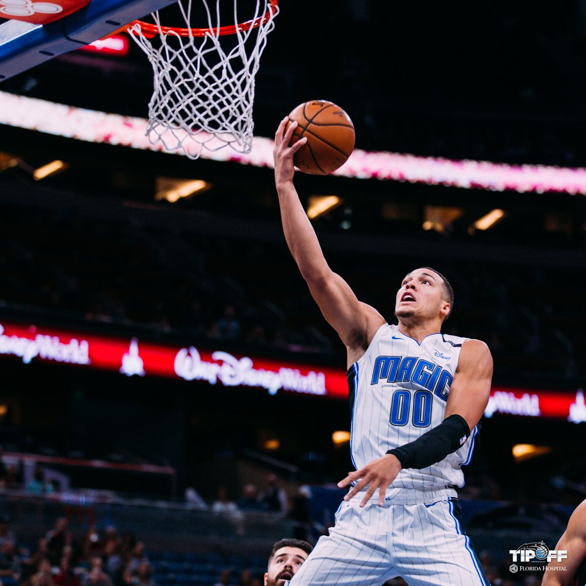 火箭击败魔术,戈登拿下24分的简单介绍 火箭击败魔术,戈登拿下24分的简单介绍