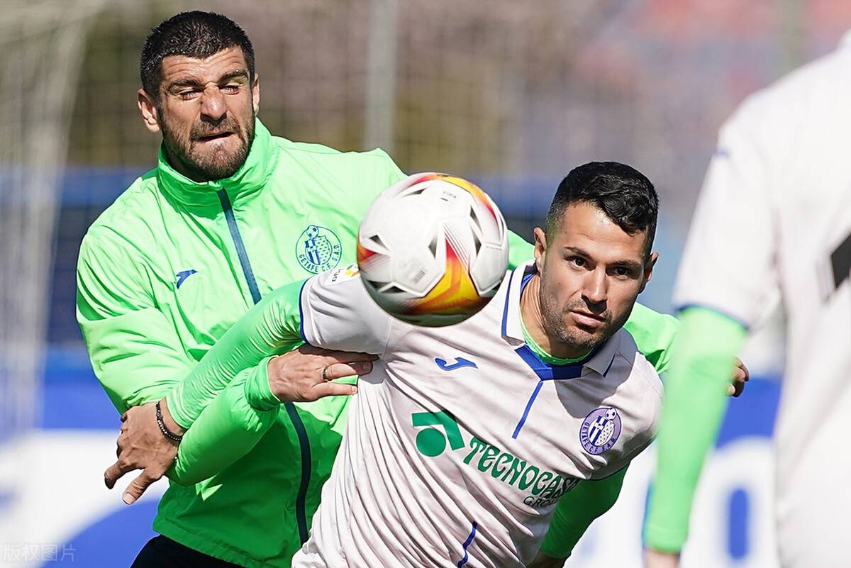 里昂翻盘塞维利亚,埃尔林绝境逆转的简单介绍 里昂翻盘塞维利亚,埃尔林绝境逆转的简单介绍