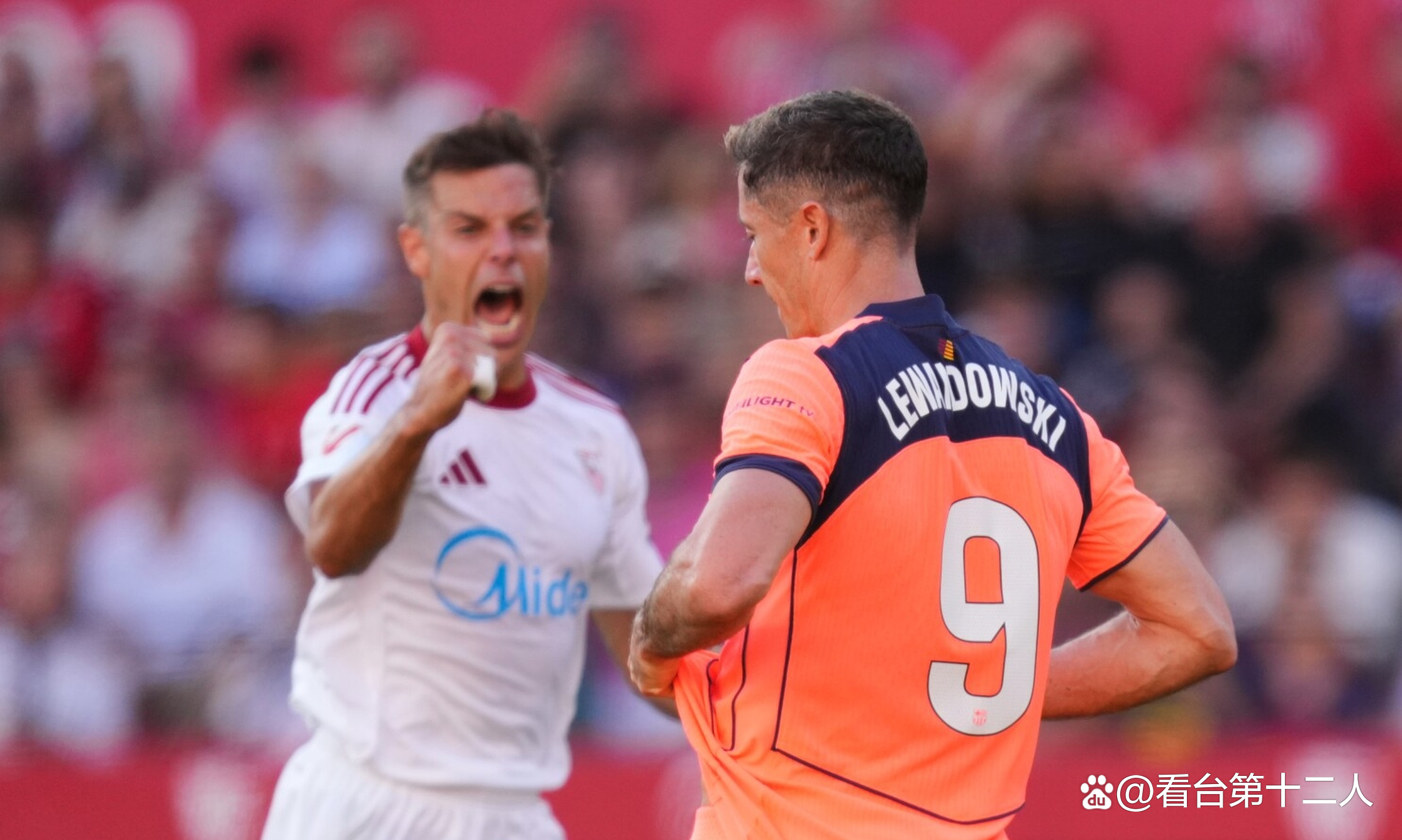 塞维利亚力克那不勒斯,莱万带队取胜的简单介绍 塞维利亚力克那不勒斯,莱万带队取胜的简单介绍