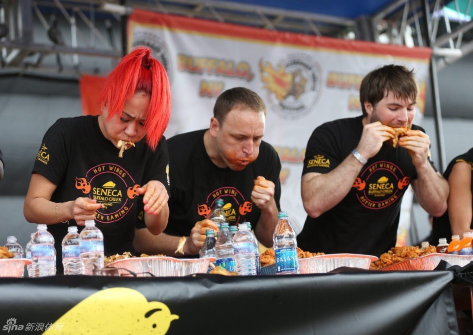 丹麦逆转土耳其，伊布点燃赛场