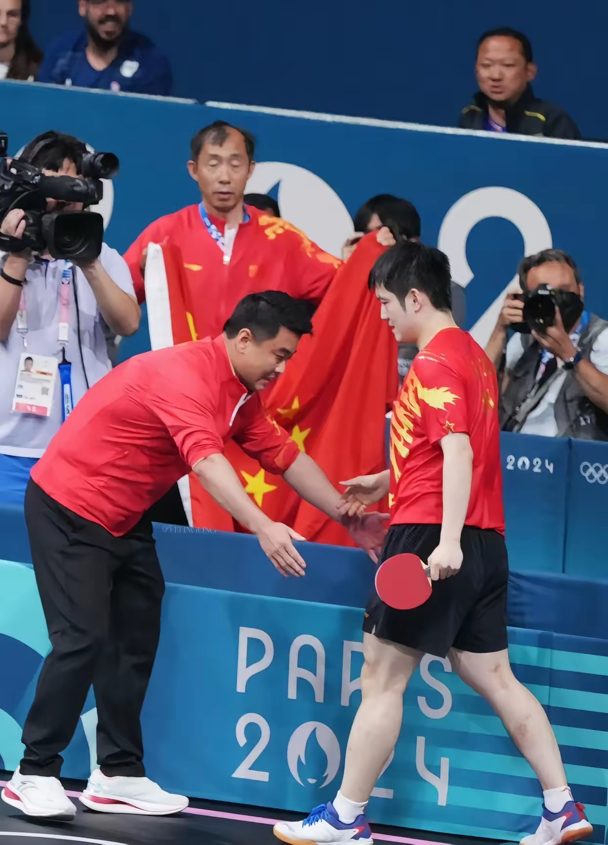 中国队绝杀英格兰队,王皓关键制胜 中国队绝杀英格兰队,王皓关键制胜