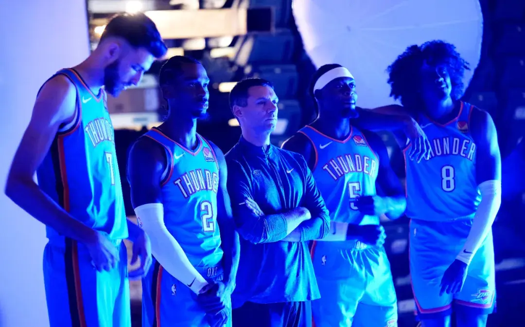 江苏队完胜雷霆，伦纳德带队取胜